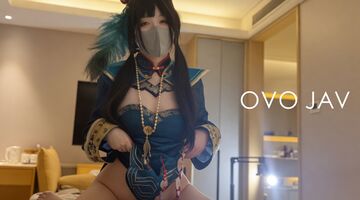 黑丝母狗强制深喉 猛坐骑乘榨精