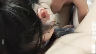 曾经的抖音女神，大尺度调教饮尿视频流出