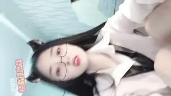 推特网红福利姬“芋喵喵”大尺度露脸紫薇！