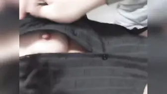 【姐弟乱伦】看着黑丝姐姐鸡巴梆硬，按耐不住推倒强插姐姐的骚逼