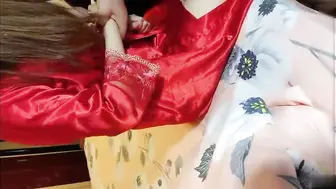 乱伦偷情，姐姐不在家，姐夫竟然用钱勾引小姨子做爱