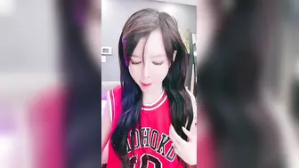 篮球少女发浪日常 1 美乳主播 宝宝