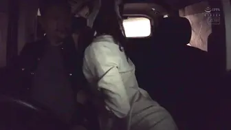 HMN-468 [中文字幕] 美谷朱里 - 想被我弄到墮落 知道是已婚者男性卻讓人絕對淪陷出軌中出的美人社員