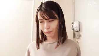 VEC-623 [中文字幕] 成島さとみ - 在交友APP上GET到的人妻是學生時期的超一軍女子…雖然一臉嫌棄的樣子但內褲裡面已經溼答答 欲求不滿藏不住